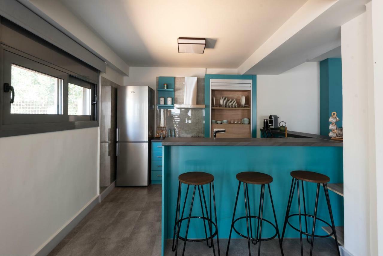 Groundfloor 2Br Apt With Smallyard Near The Heart Of カラマタ エクステリア 写真