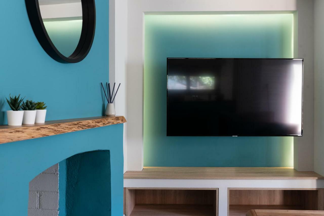 Groundfloor 2Br Apt With Smallyard Near The Heart Of カラマタ エクステリア 写真
