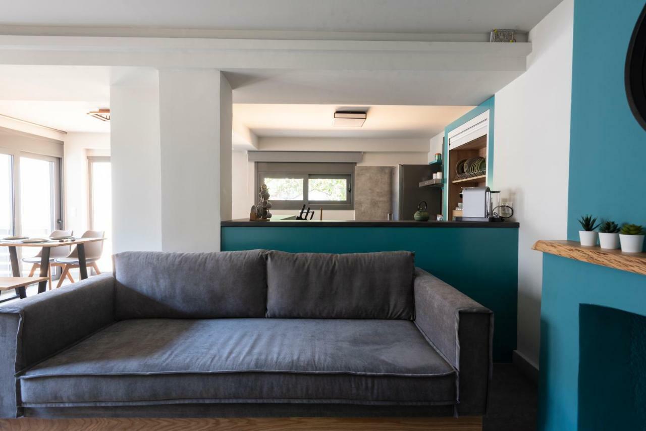 Groundfloor 2Br Apt With Smallyard Near The Heart Of カラマタ エクステリア 写真