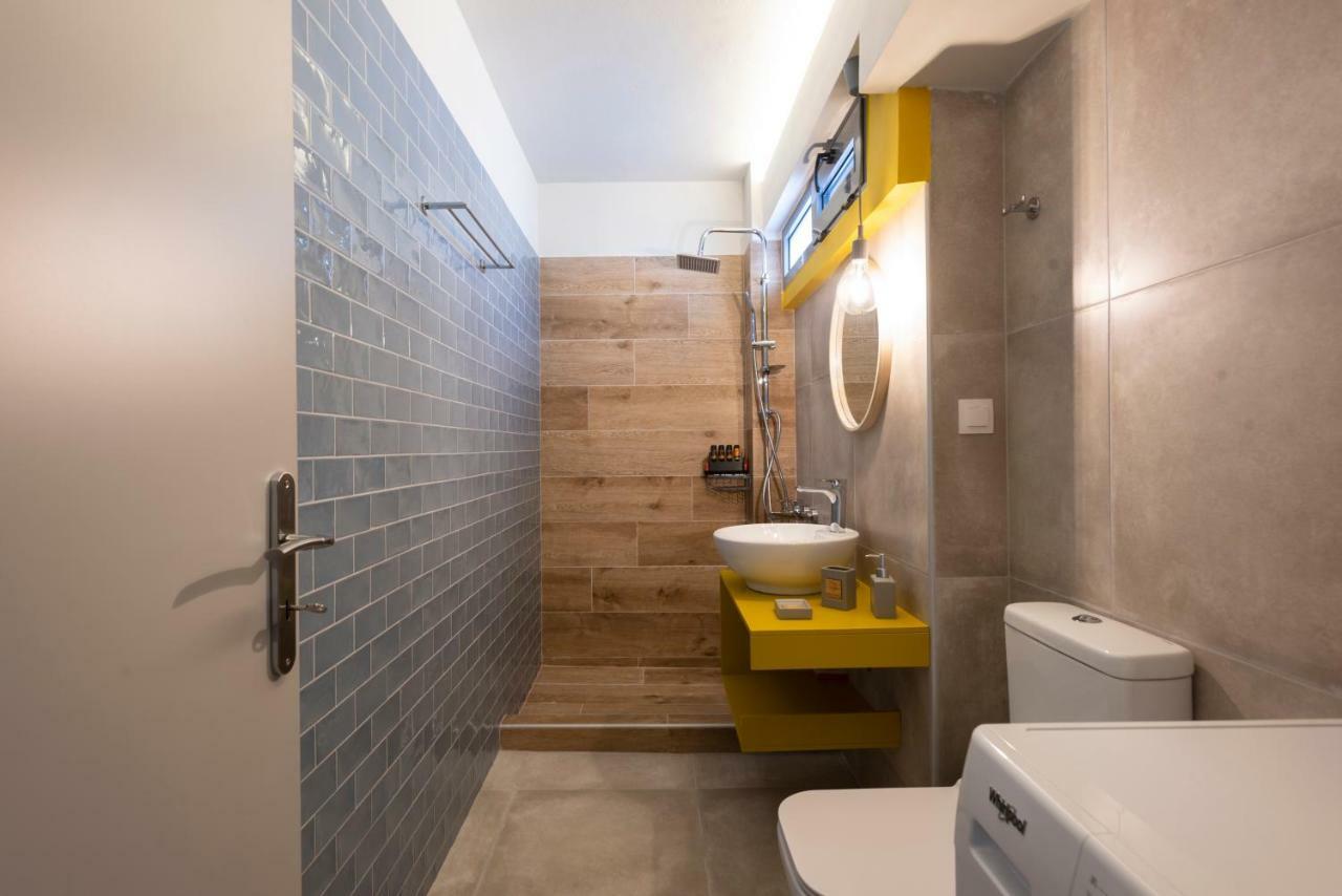 Groundfloor 2Br Apt With Smallyard Near The Heart Of カラマタ エクステリア 写真