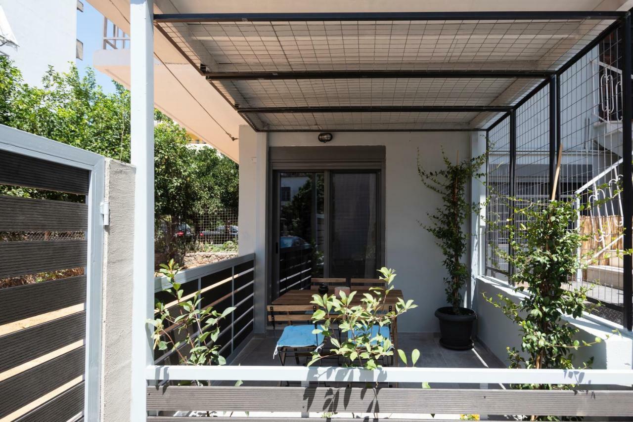 Groundfloor 2Br Apt With Smallyard Near The Heart Of カラマタ エクステリア 写真